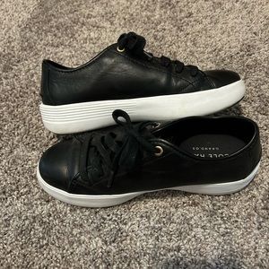 Cole haan black leather grand tennis shoes